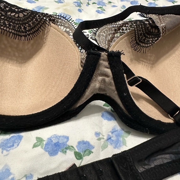 Victoria’s Secret dream angels metallic bra bundle size 34C - Picture 6 of 16